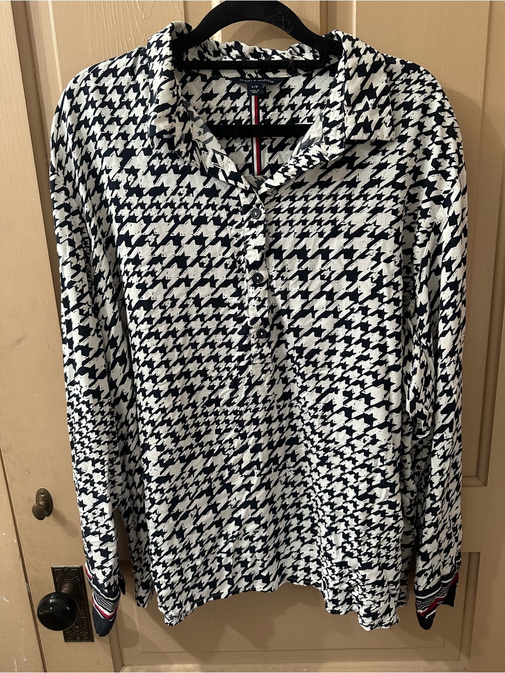 Tommy Hilfiger Black & White Houndstooth Blazer-Style Jacket